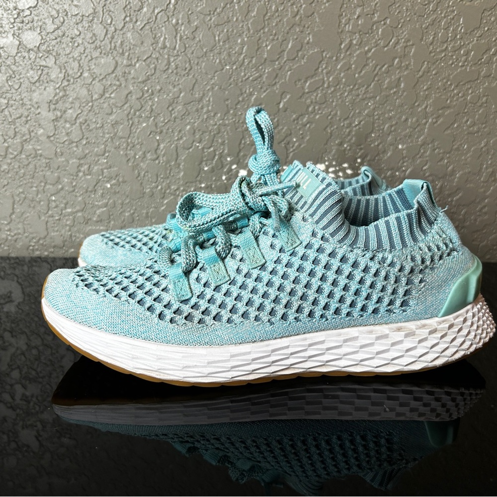 NOBULL Knit Runner Training Shoes Bright Aqua Men’s 9 women’s 10.5